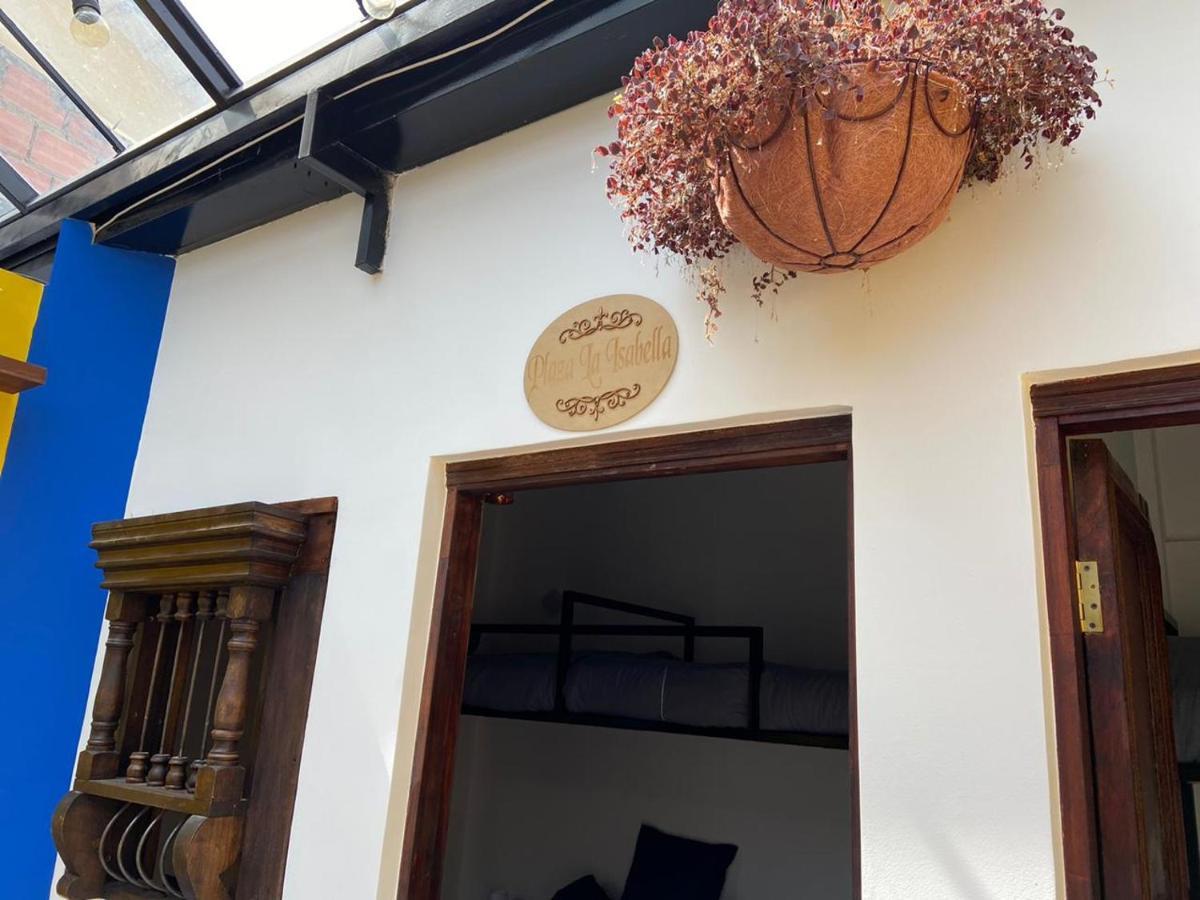 La Casa De Las Plazas Богота Экстерьер фото